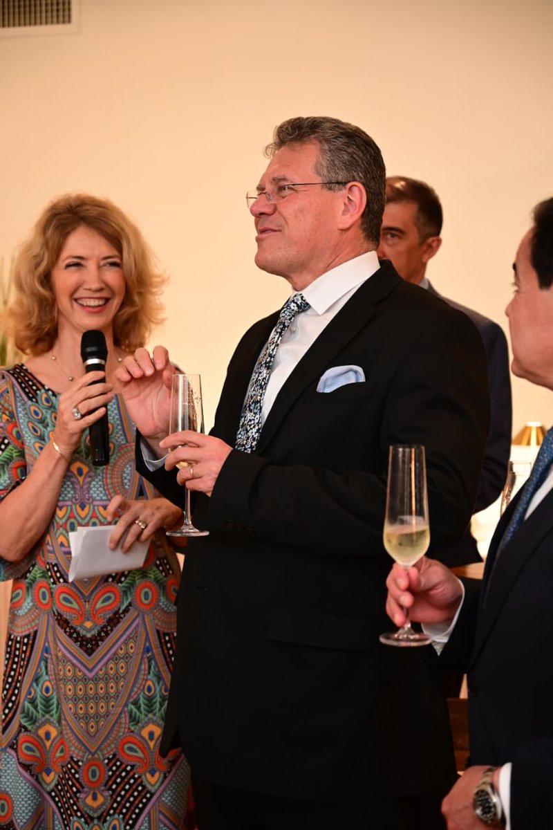 Katja Afheldt tweet media