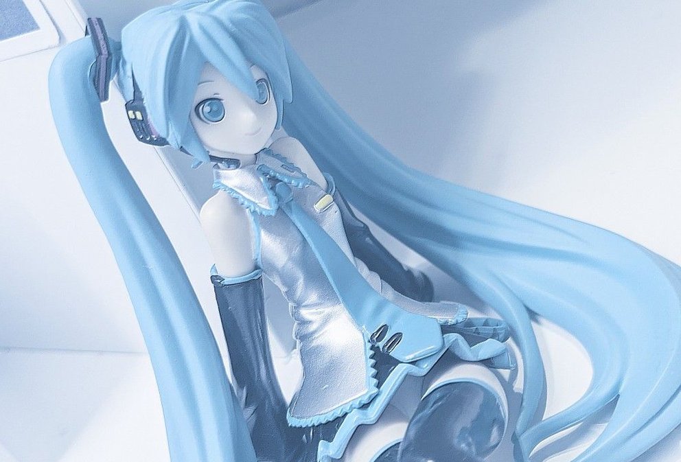 simonbus's tweet image. 朝の電車がいつもより空いてて、久しぶりに座れた。ラッキーな一日の始まり 🛕