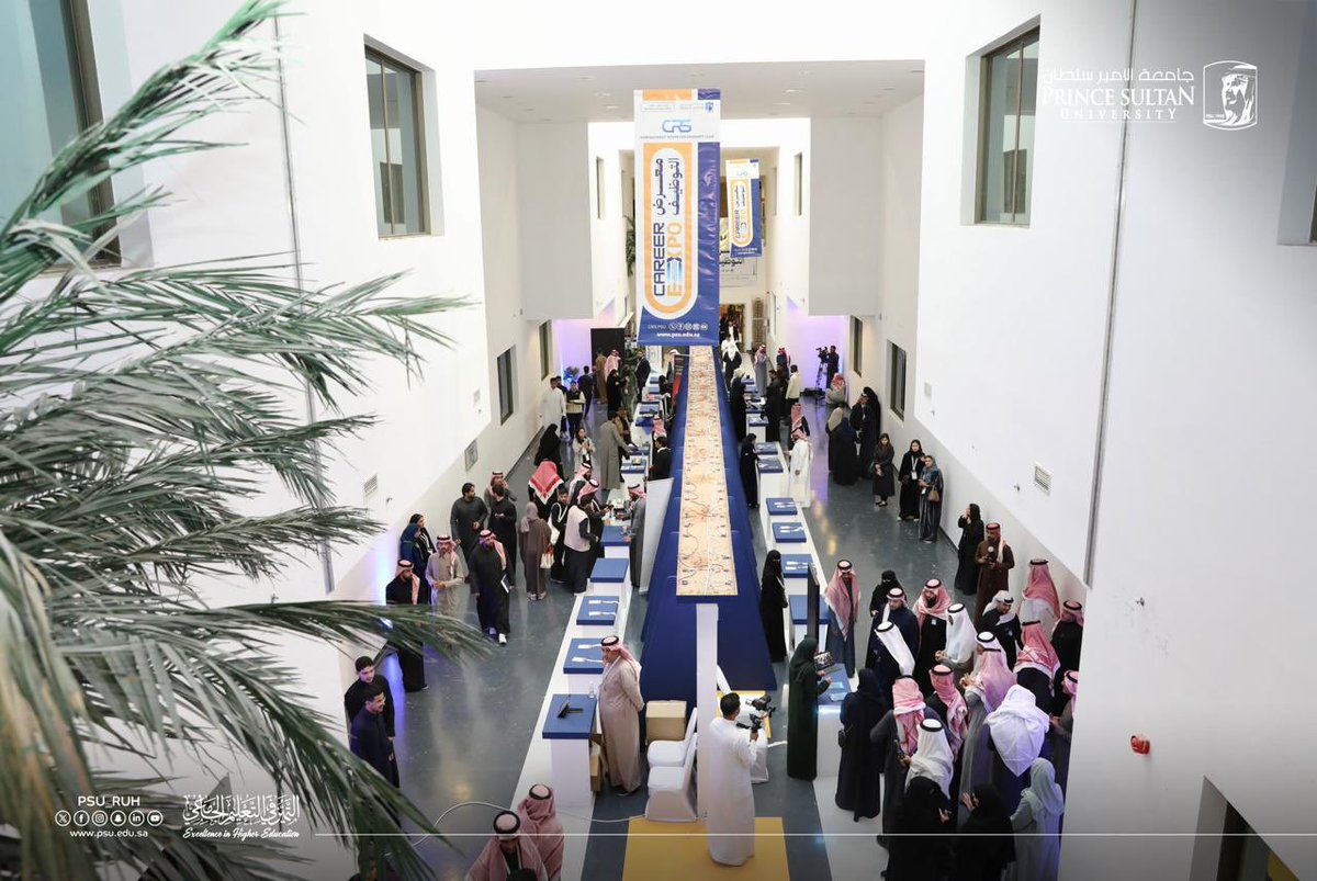 PSU_RUH's tweet photo. بمشاركة أكثر من 50 جهة حكومية وخاصة..
انطلاق معرض التوظيف 2026 في #جامعة_الأمير_سلطان؛ المعرض الذي يجمع طلبة الجامعة وخريجيها مع ممثلي نخبة من الجهات المشاركة؛ لفتح آفاق الفرص الوظيفية، وبناء المسار المهني، وتعزيز الجسور مع سوق العمل، وذلك بحضور سعادة رئيس الجامعة د. أحمد اليماني وقيادات الجامعة.
#معرض_التوظيف_2026