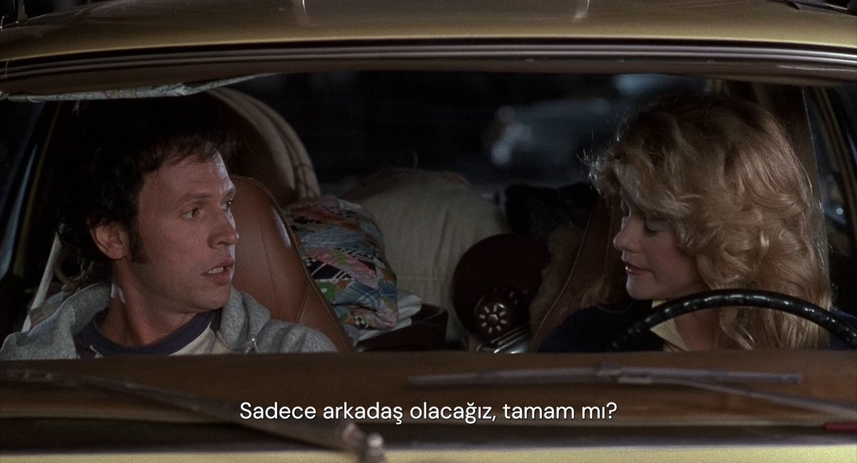 mubiturkiye's tweet image. Meg Ryan ve Billy Crystal, 1990’ların şafağında canlandırdıkları bu modern aşıklarla birer romantik komedi ikonuna dönüştü.

HARRY SALLY’LE TANIŞINCA, şimdi MUBI’de.