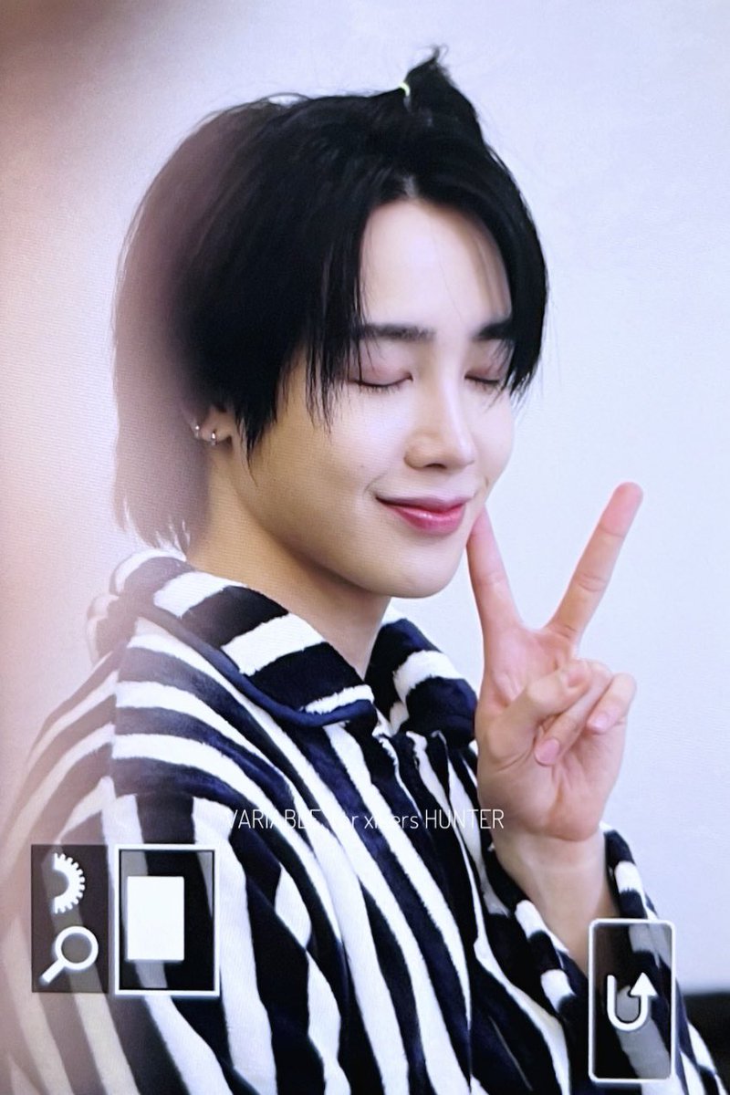 𝗩𝗔𝗥𝗜𝗔𝗕𝗟𝗘 tweet media