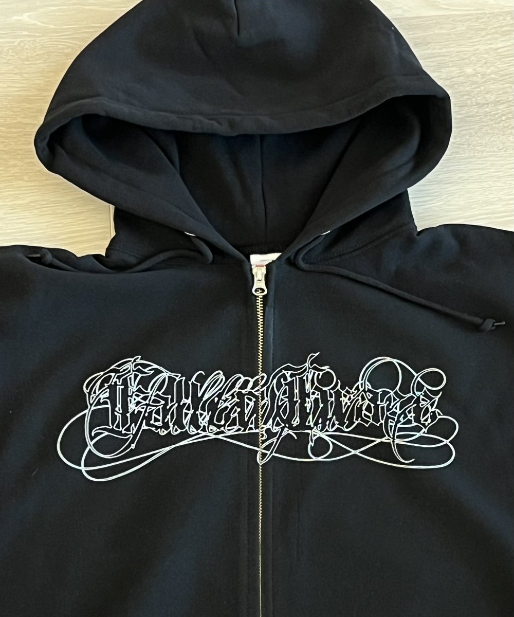 Fallen Grace tweet media