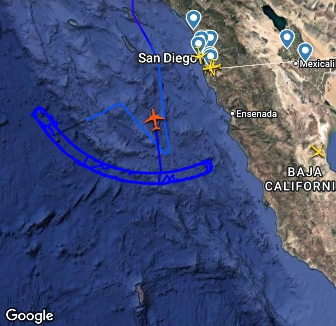 💥 La madrugada de este Domingo se localizo sobrevolando territorio  mexicano el P-8 posseidon el avion espia de EEUU frente a las costas de baja California entre ensenada y rosarito; aviones comerciales como: Aeroméxico, Volaris, viva Aerobús así como internacionales: Copa