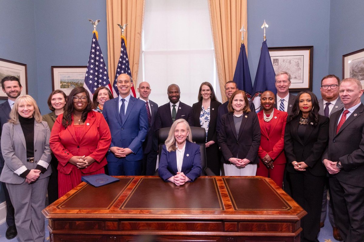 Abigail Spanberger tweet media