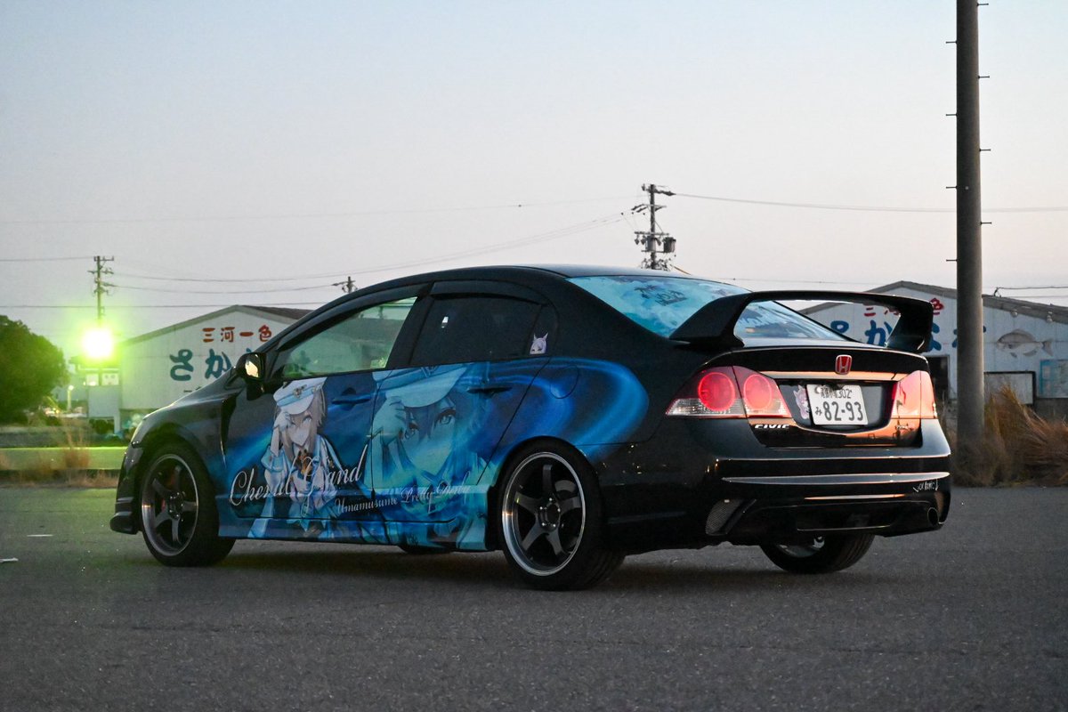 『ご報告』

「僕はなる、君を超える偉大なウマ娘に」

ウマ娘プリティーダービーより両側サイドにシュヴァルグラン貼りました！
お世話になった方はツリーにて↓