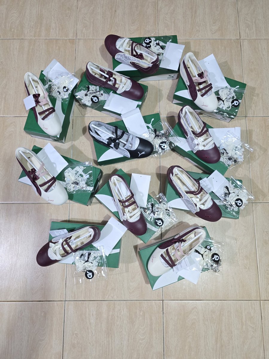 casabuyph's tweet photo. Yaaayyy!! 🥳🥳 Our Puma Speedcat Ballet (lace ver) pasabuy orders have finally arrived in PH 🤩✨️ 

Thank you so much to our new buyers who trusted us with their orders 🥹🫶. 

We added some cute anik-anik freebies from JD Sports as our way of saying thanks! ✨️ https://t.co/QE9y4wXJ5r