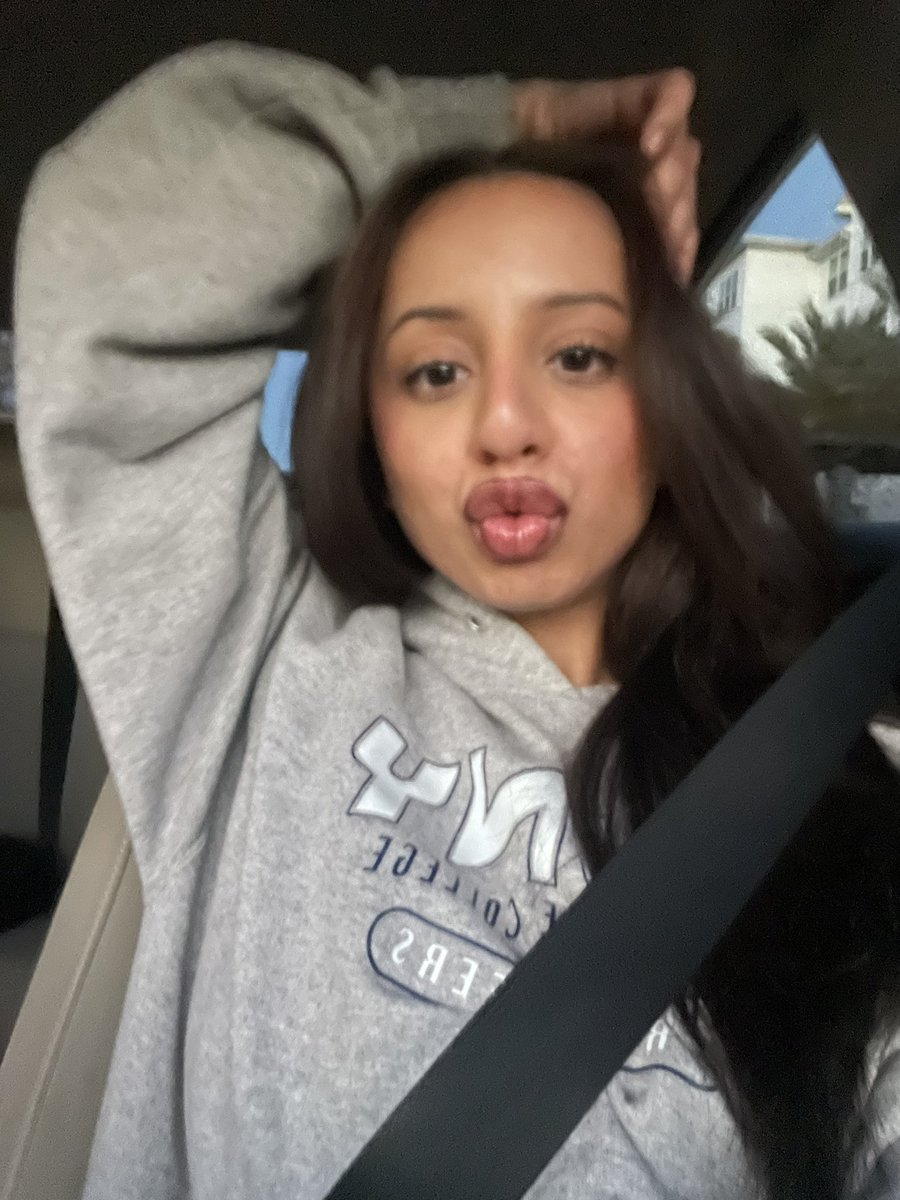 Kimberly (@br1mberly) on Twitter photo 