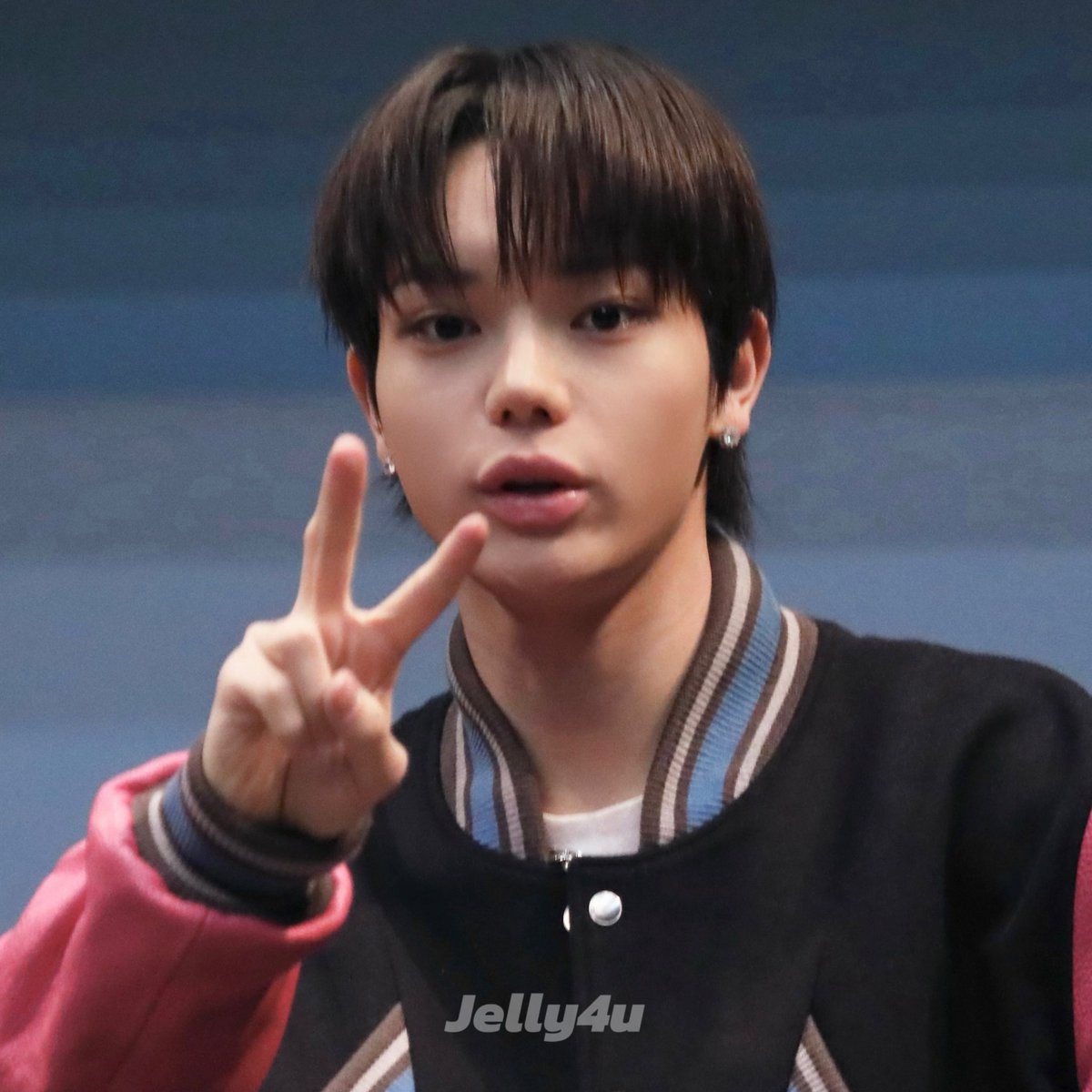 Jelly4u_56's tweet image. 260117 am

✋🏻 👍🏻✋🏻 ✌🏻
5        6        2

#LNGSHOT #OHYUL #롱샷 #오율