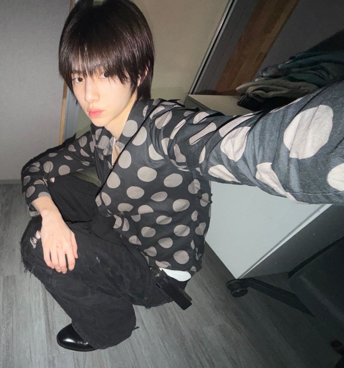 Eternaljuhoon's tweet image. Everytime i look at juhoon i feel like his face kinda remind me with actress go younjung. They both has a small face, baby face, even their lips kinda similar. They are so pretty. I think they look like sister and little brother🥹🩷