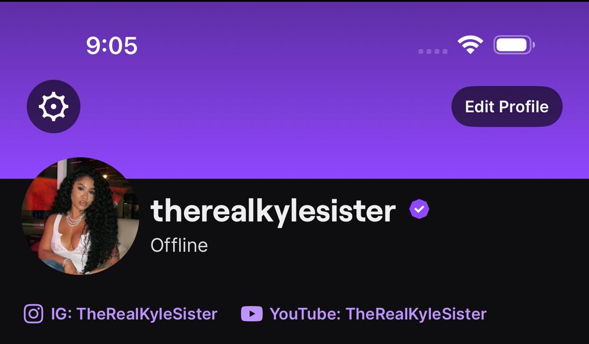 Follow me on twitch. I’m going live today 💜