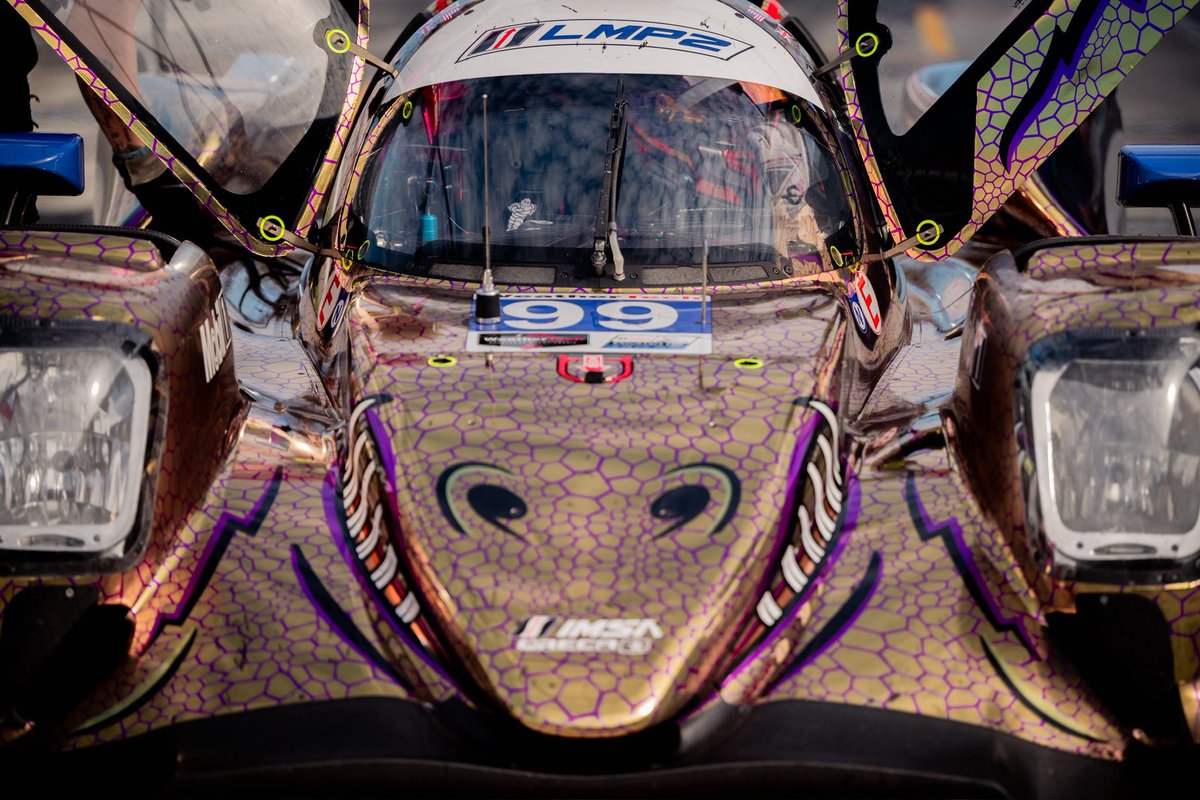 JonnyEdgar_'s tweet image. Time to get the final day of testing underway with spike and @AORacingUSA at @DAYTONA! 👊🏼🐉 

📺 Watch the last two sessions live here ➟ youtube.com/live/Cynyevo4N…

#IMSA #AORacing #EnduranceRacing #Racing @BRDCSuperStars