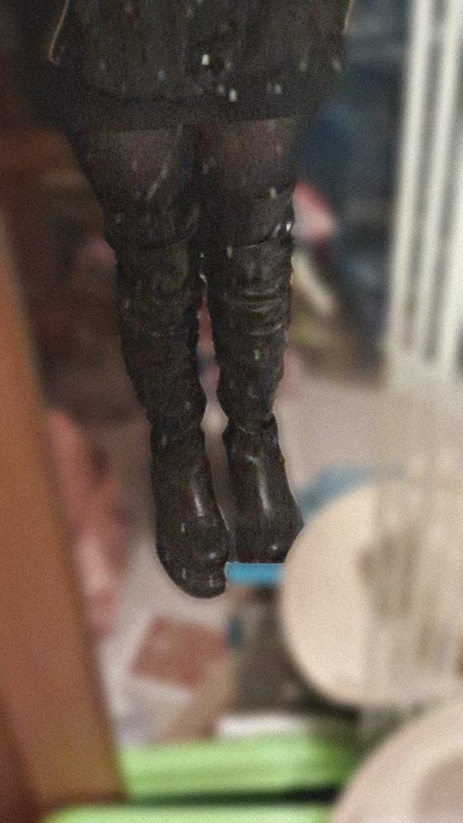 Was leckst du zuerst sauber meine boots oder meinen spiegel? 

#herrin #findom #findomme #femdom #paypig #moneydom #moneyslave #geldherrin #geldsklave #zahlsklave #mistress