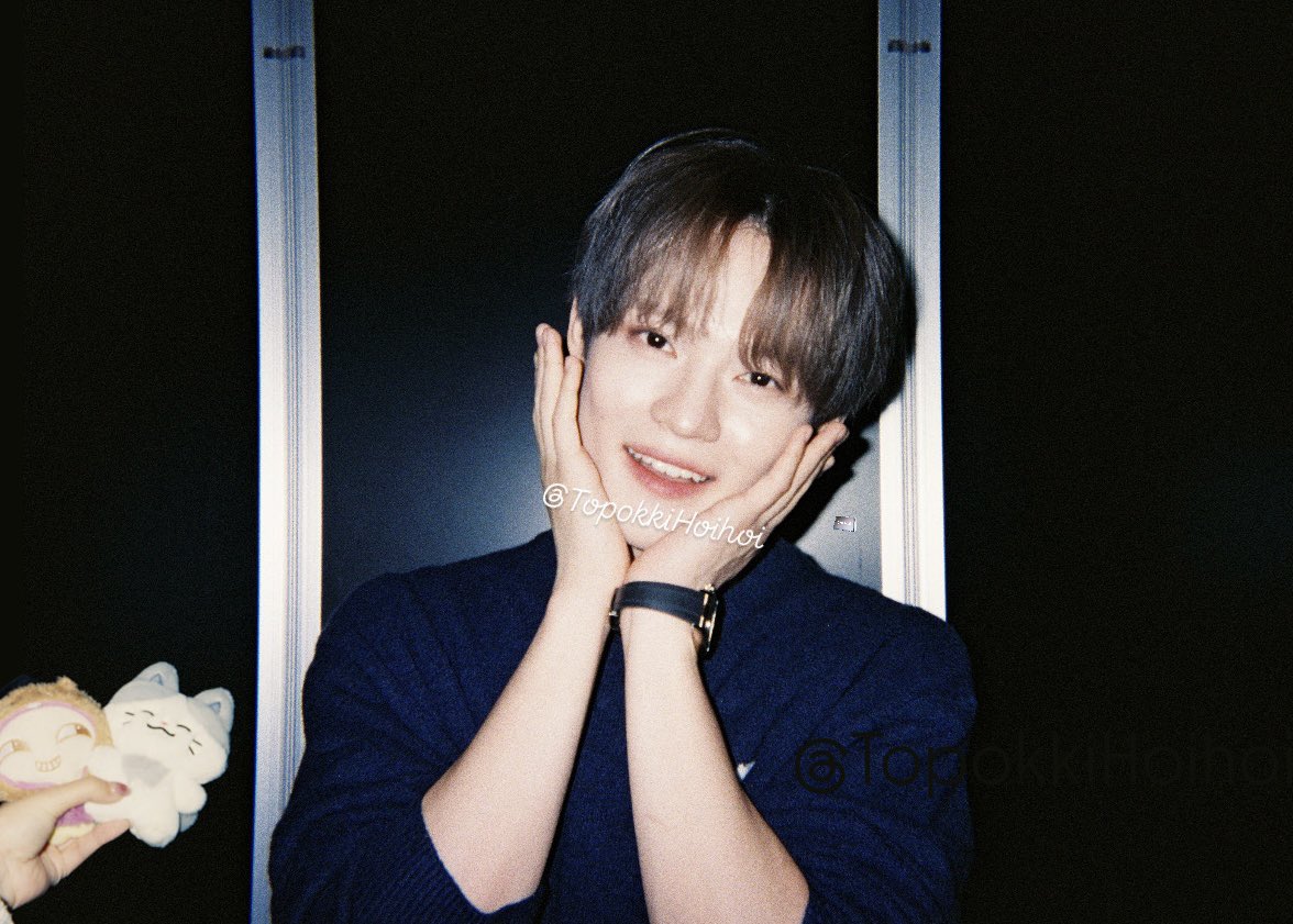 TopokkiHoihoi's tweet image. 260110 mu-mo SHOP  『Beat it Up』
ドリム リリイベ 撮影会

데헷포즈… 首こてん🥺🩵萌萌哒

#천러 #チョンロ #钟辰乐 #辰乐 #CHENLE #NCTDREAM #데헷 #dehet