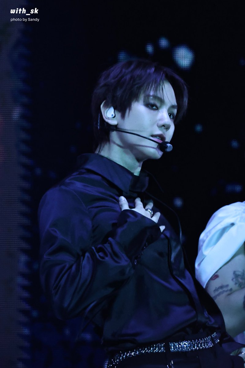 260104 Reverie dot

#백현 #BAEKHYUN #ベッキョン
<a href="/B_hundred_Hyun/">Baekhyun_EXO</a>