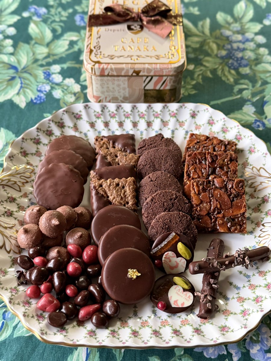 カフェタナカ レガルドチヒロ サロショ Part1 ビスキュイ・ショコラ