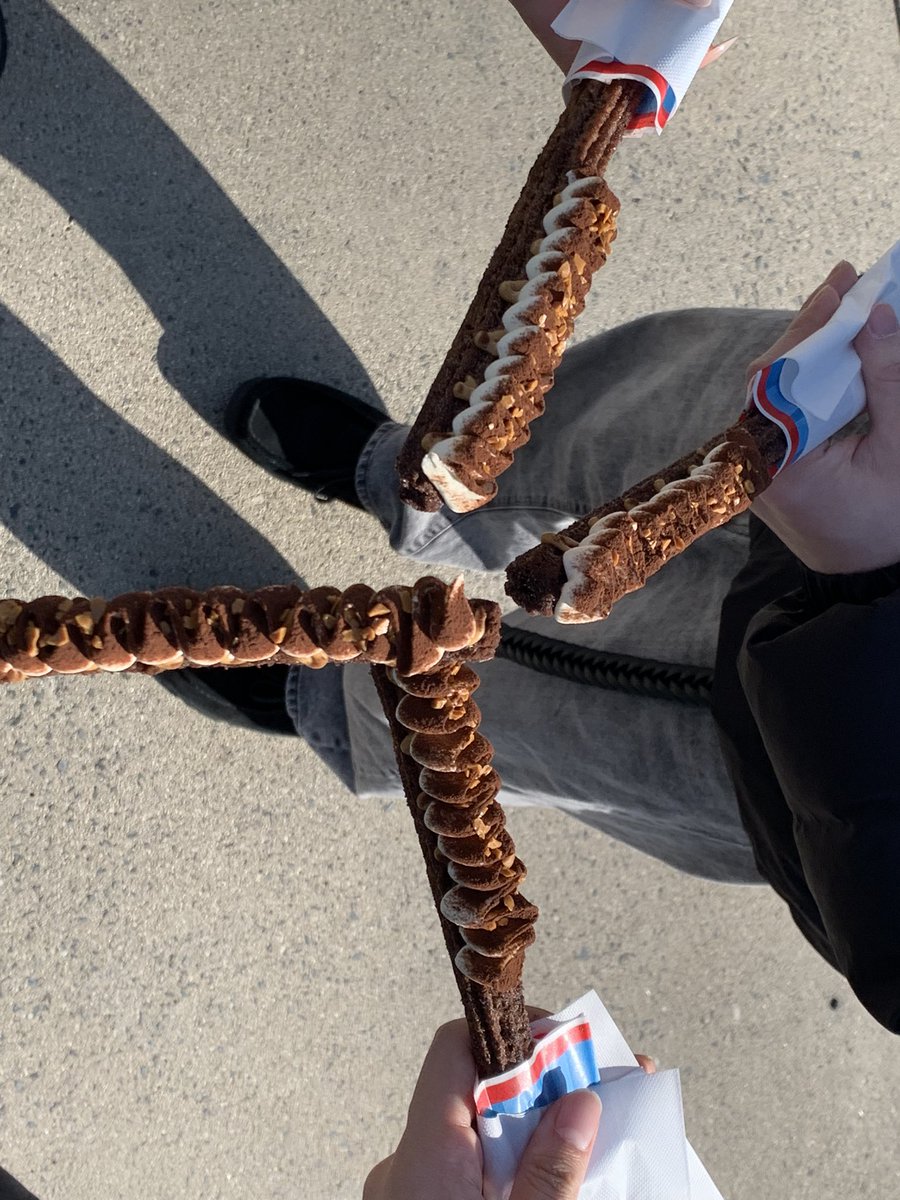 서양복실이 tweet media