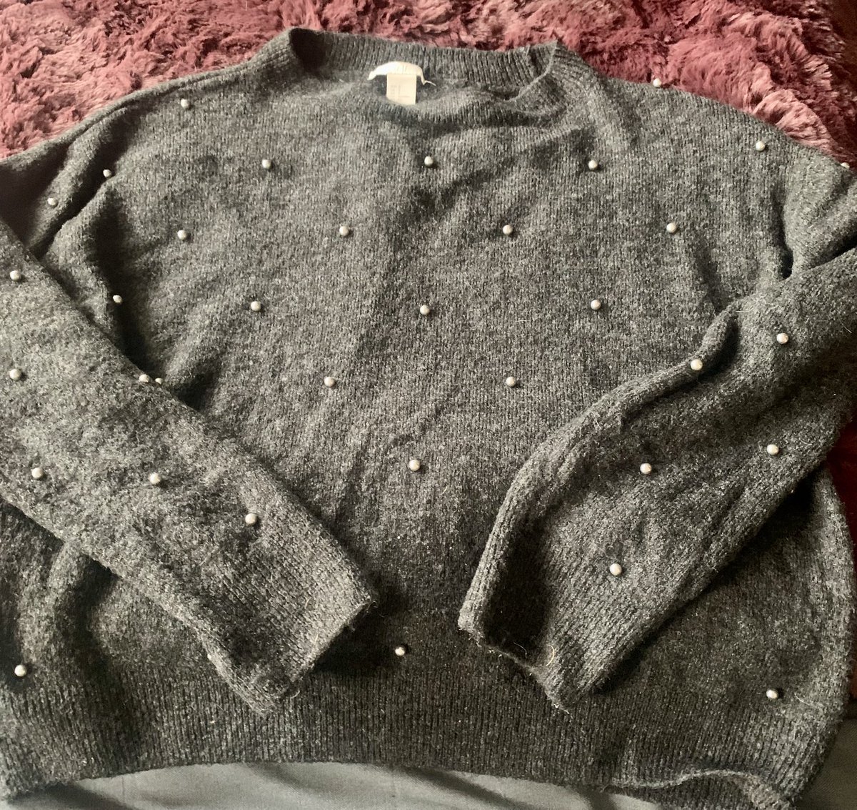 helpthisisBAD's tweet photo. New Vinted item added H&amp;M dark grey S jumper with sewn silver beads details selling For #nhsrosecause please #share listing it really helps in honour of my mum as all proceeds go to the charities she championed in life. 🙏🏻❤️ Vinted site Gilty x https://t.co/8p9Wmn93aU