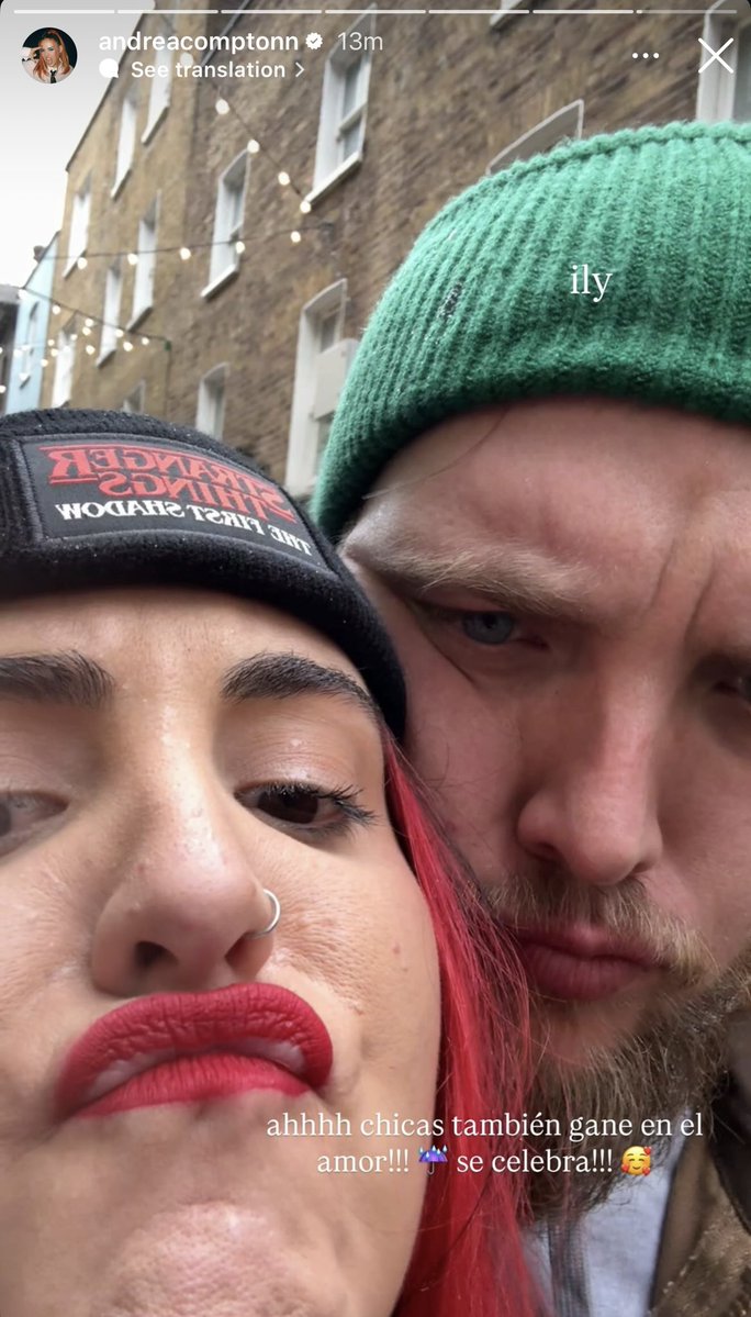 elojoquetodolv's tweet image. Andrea Compton presentando a su noviooooo????? KHEEEEEE??? 😭💗🥹🥰😍✨