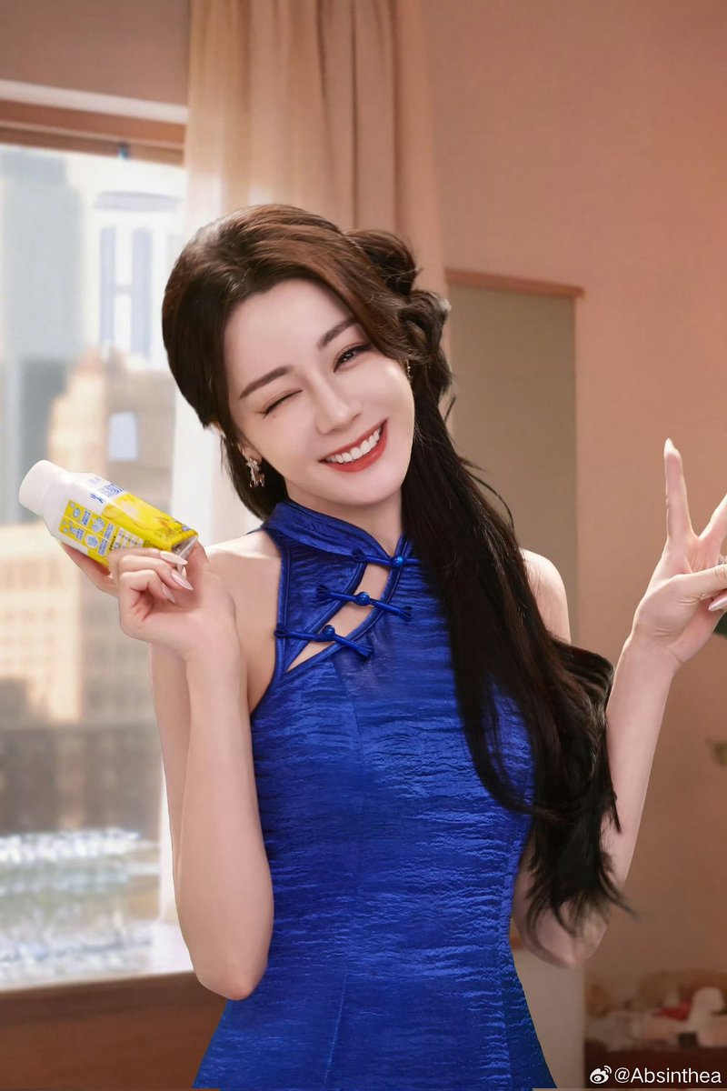 What is national popularity?👏A
A recent discovery revealed that #Dilraba's 2017 birthday livestream garnered a staggering 138 million viewers, proving her undeniable popularity!