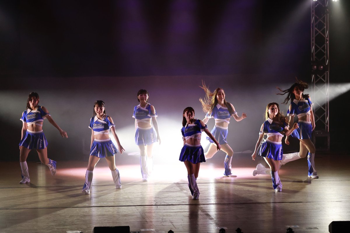 Fullcountc2's tweet photo. 【THE FINALS-diana2025-】

#DeNA オフィシャルパフォーマンスチーム「diana」2025メンバーによるラスト公演✨

5年間在籍した“速すぎるチア”#Aki さんも有終の美💃

Photo by Yoshihiro Koike

#baystars #diana https://t.co/Y10t5nvQBJ