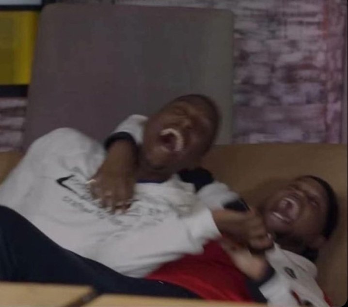 NotoriousHenrie's tweet image. Mkienda kutembelea morio wako alafu mpatane na kamisi kwa kiti