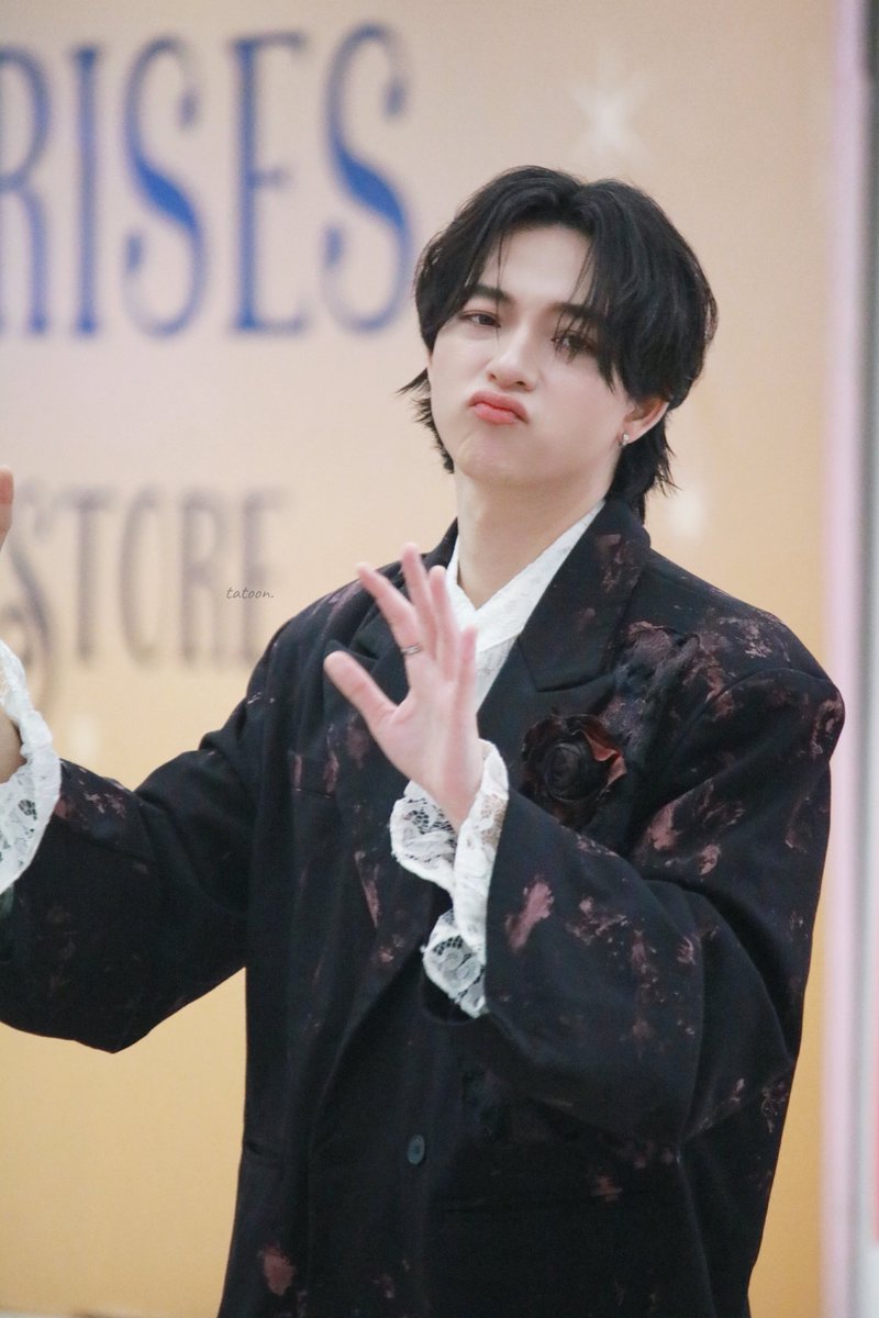 ˗ˏˋ𝙩𝙤𝙤𝙠𝙩𝙖 ☺︎︎⛅️ tweet media