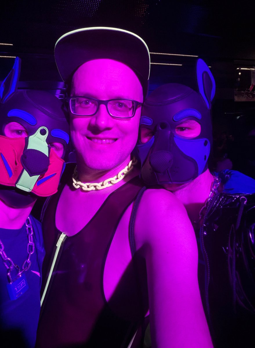 Austrian Kinky Guy tweet media