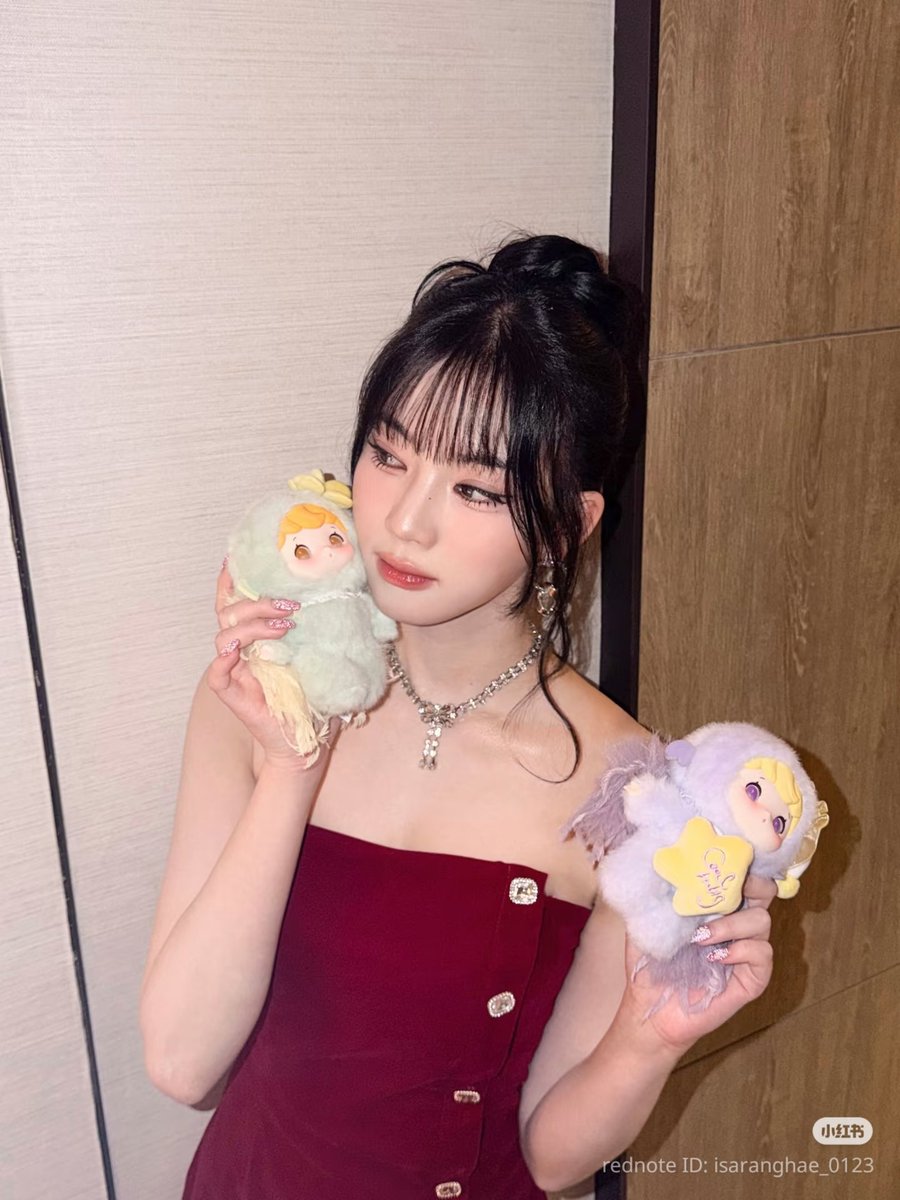 fleurswith's tweet image. ISA AND HER DOLLS