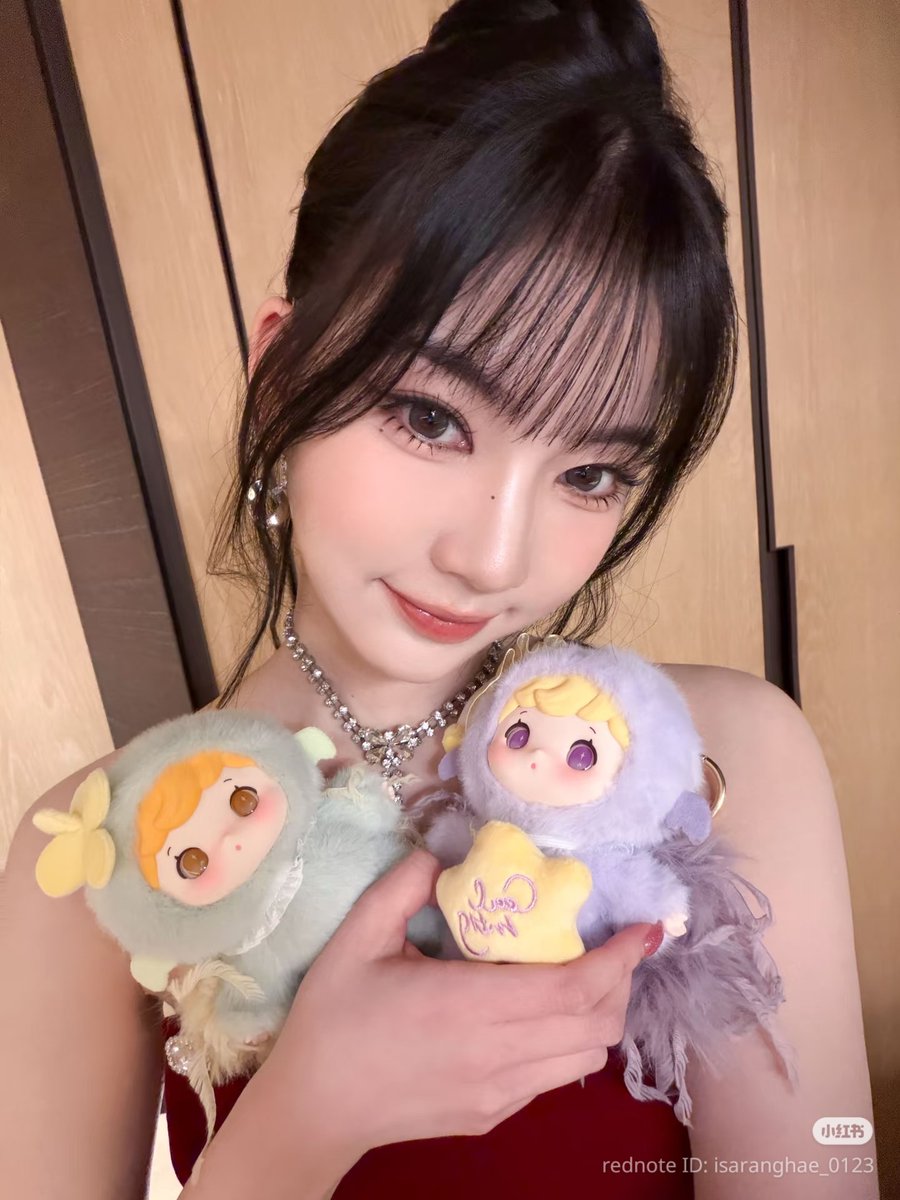 fleurswith's tweet image. ISA AND HER DOLLS