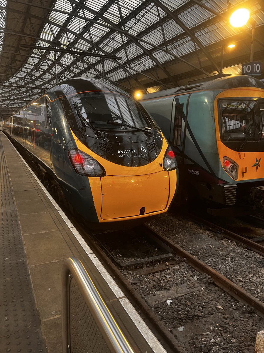 Been a while since I’ve been able to get 390 to Crewe!

That statement should hint at where I’m off to today: 🤣