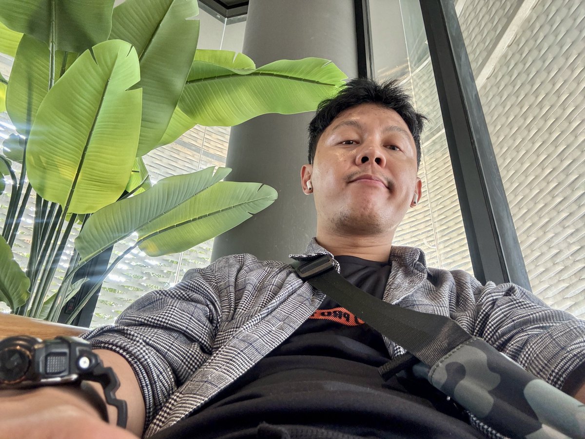 __ โกโก้ๆ ยามเย็น __ 🤩🤩🤩 
#ศรีราชา #หนองมน #บางแสน #บางพระ #พัทยา #เลี่ยงหนองมน #ลูก1แต่ถึงเครื่อง🥳🥳 #วัยลุง #สูงวัย #เก็บความลับเก่ง #นวด