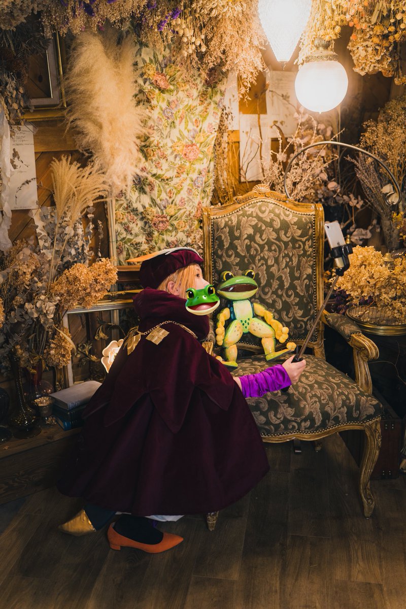 🍢のイングヴェイもだけど🐸好きなのかな…？ってくらい🐸に縁のあるキャラをやってる（やる）気がする…👀
（可愛い🐸人形はゆうしゃさんの作品！2枚目はゆきみさんの撮影📷）

🐸🔔のサブレ王子👑もやりたい〜