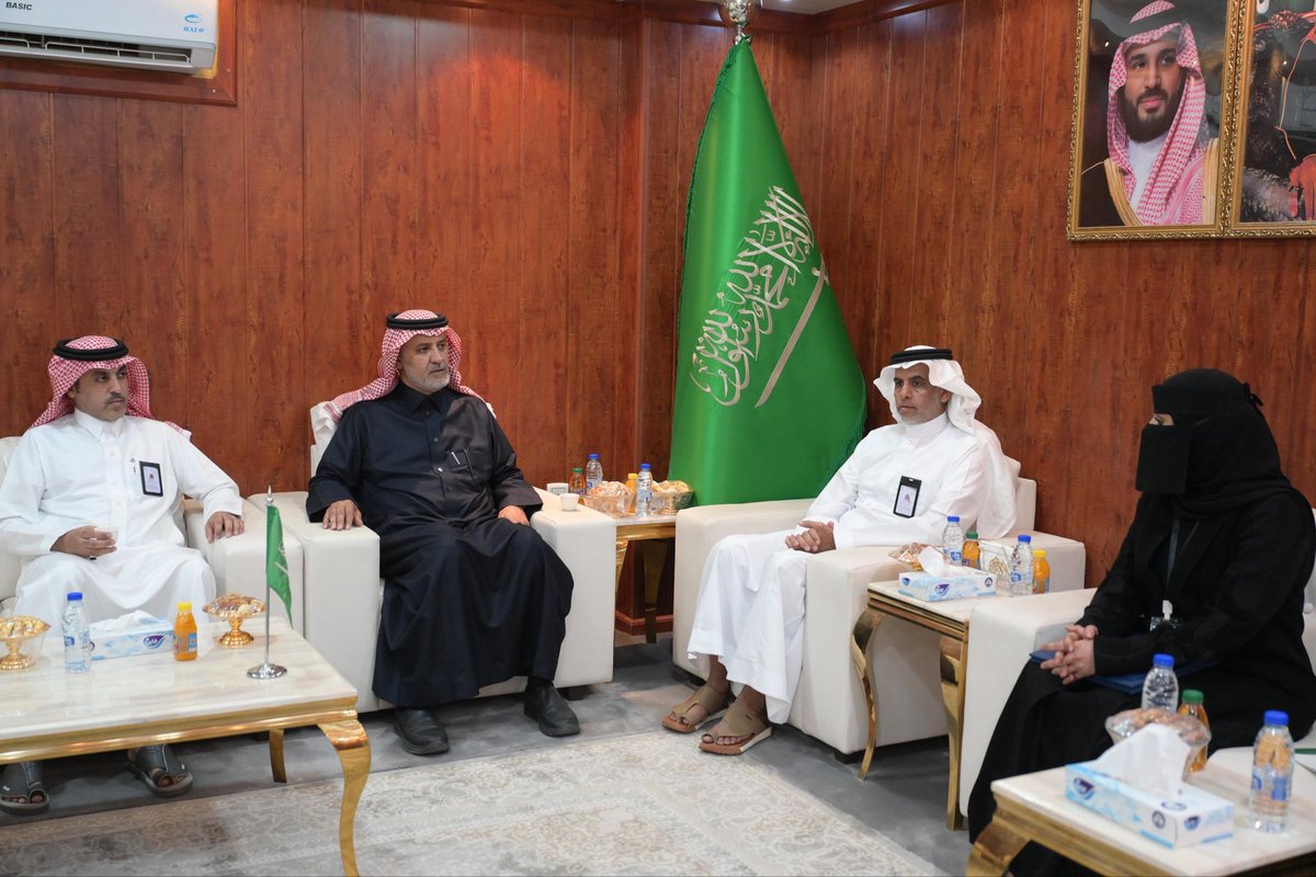 moh_naj_'s tweet photo. في سياق تعزيز جودة الحياة وتكامل الجهود نفذ برنامج مدينة #نجران_الصحية زيارات تنسيقية مع الجهات الحكومية استعدادًا لاستقبال الفريق الوطني للتقييم الأولي ومواءمة مجالات التعاون ورفع مستوى الجاهزية بما يحقق مستهدفات البرنامج. https://t.co/2KXNKGVAMA
