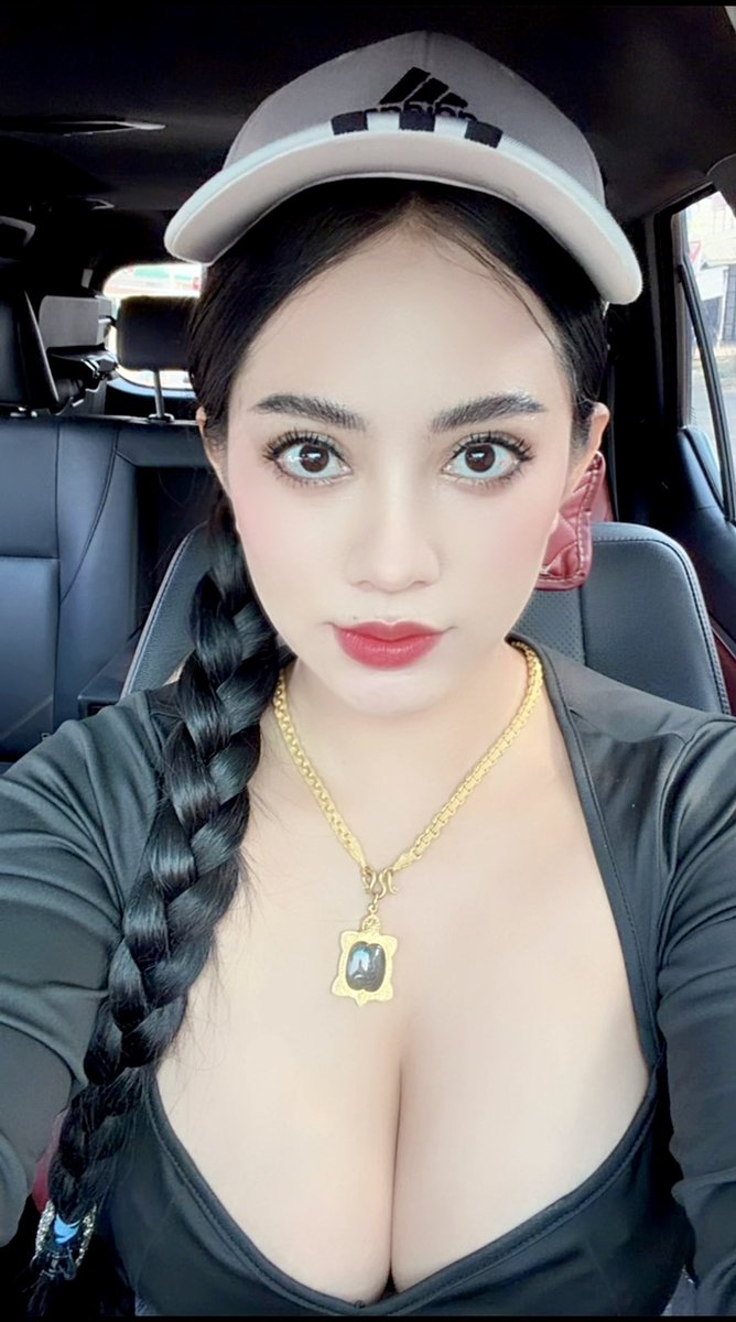 Pim199811's tweet photo. ดูบอล⚽️❤️🥰 https://t.co/QgiWodED3r