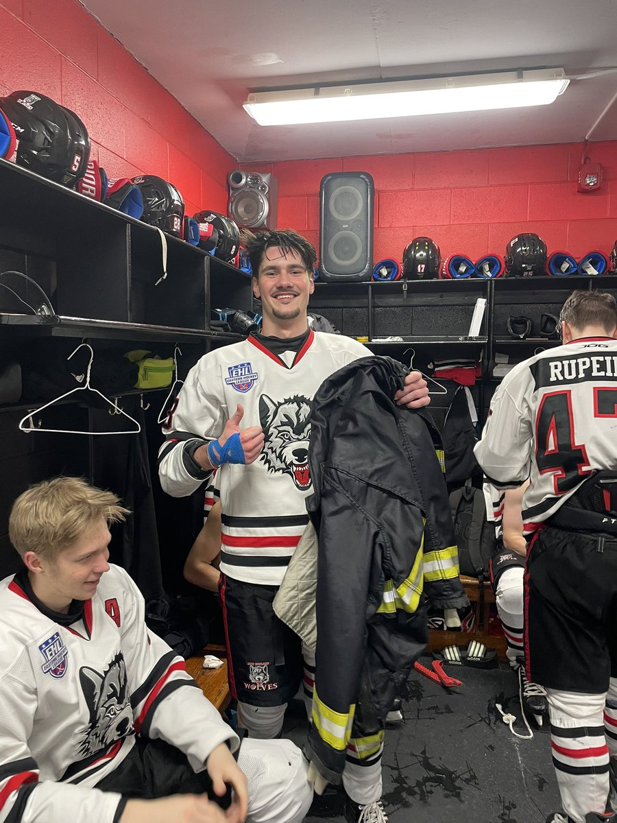 newenglandwolv1's tweet image. Some of the sights from JBT 2026. We are so thankful to be a part of this each year and can not thank enough the Thompson Family, the Islanders, our rink staff, our donors and shooters, the @USPHL and @CureStartsNow .
Together we raised over $52,000.00! #newolves