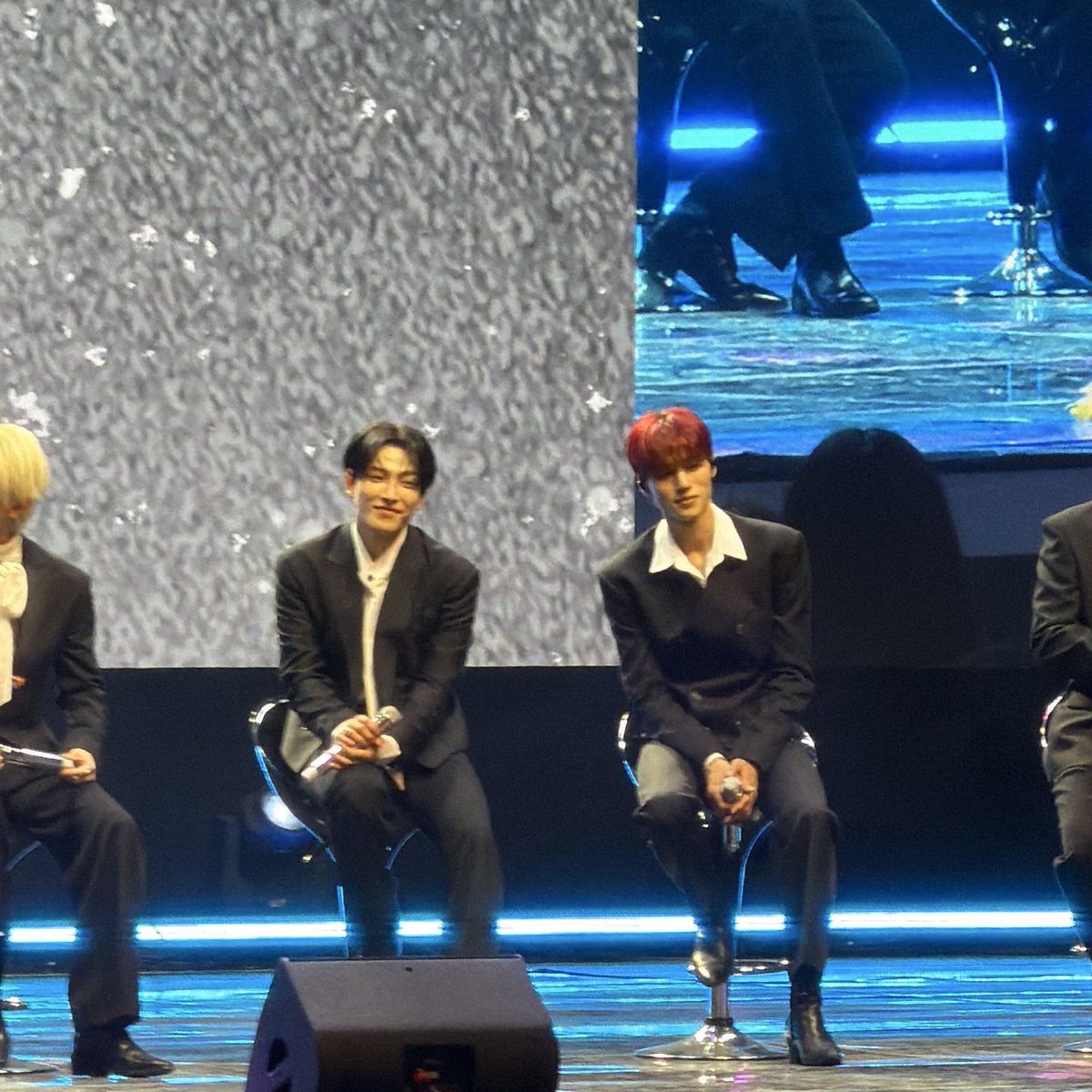 lingernight's tweet image. 