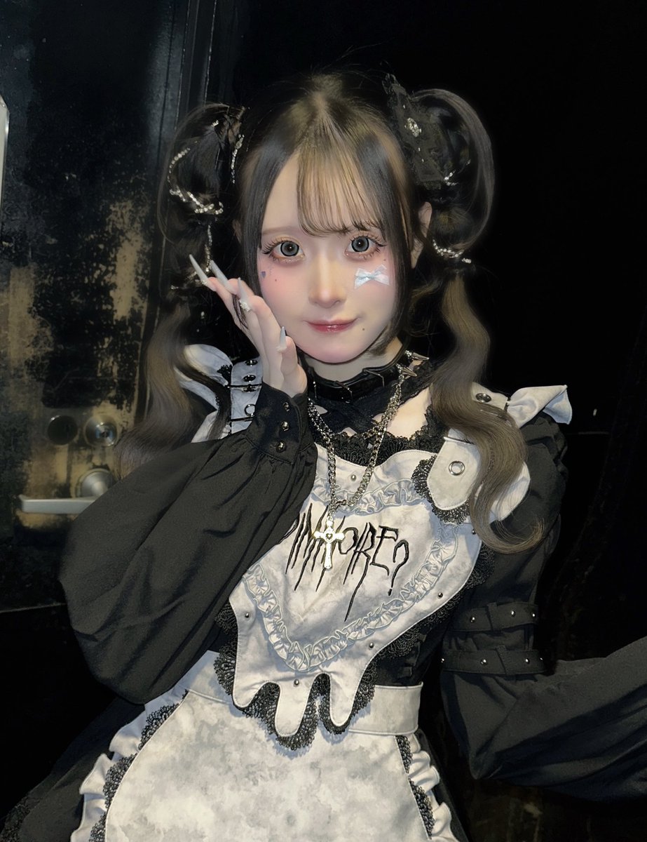 なんて素晴らしい髪型でしょうか。かわいい。 ありがとでした