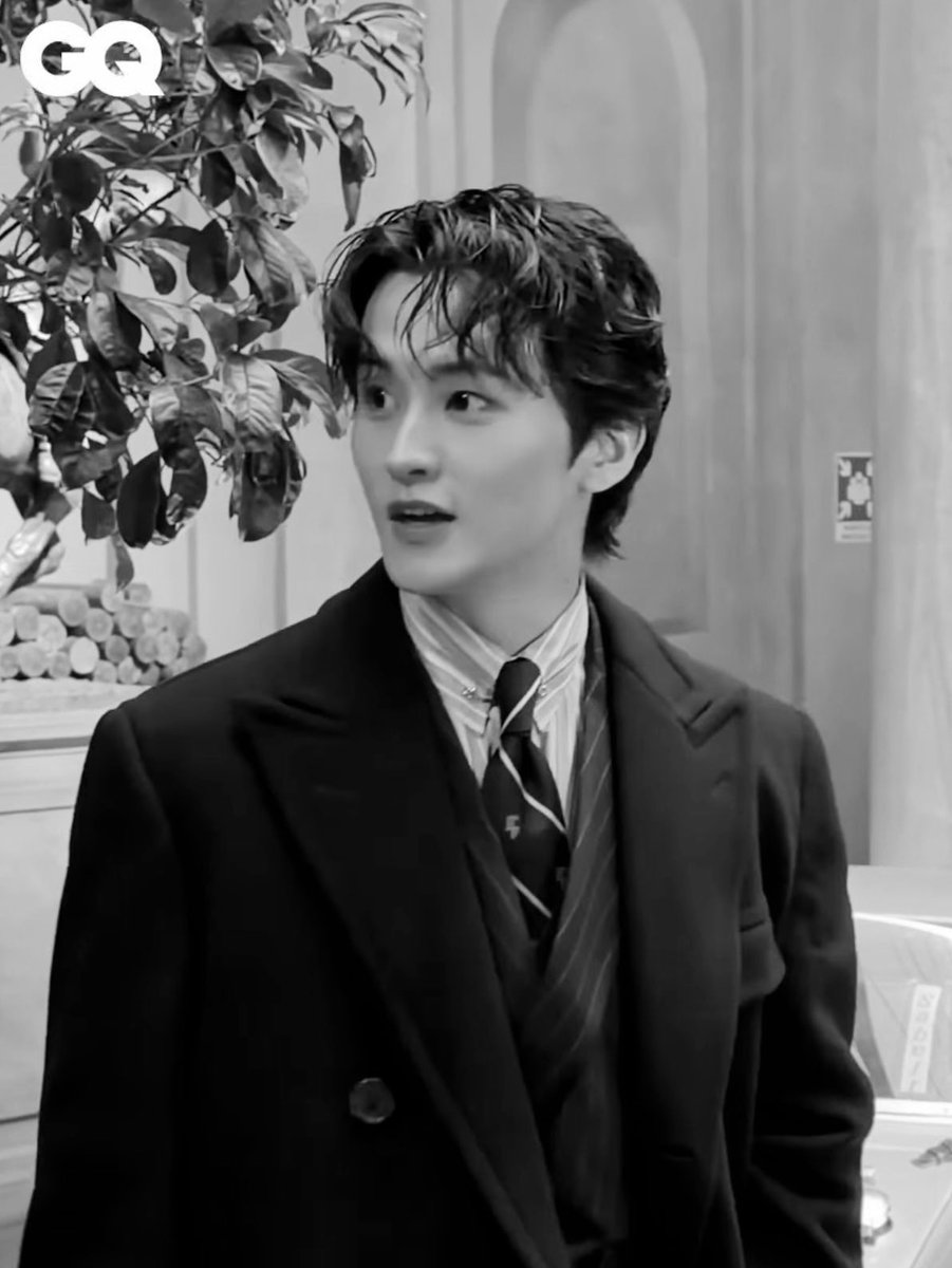 marklimn's tweet image. Aslinya begini.