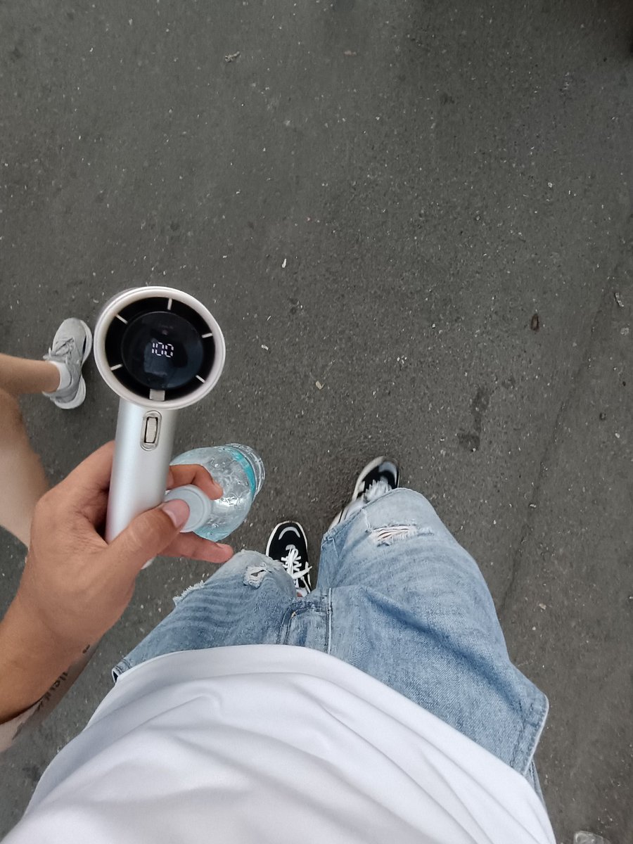 RenzTopper's tweet image. PIT SENYOR! 🎉

Asa mo?