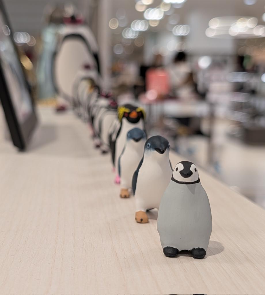 ラピスラズリ　銀のコートを着たペンギン　ペン銀 LIHIT LAB.＜リヒトラブ＞ プニラボ スタンドペンケース BIG ペンギン