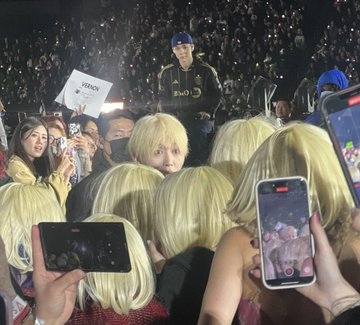 cheolhanglazer's tweet photo. the only cults I'd willingly join https://t.co/Th8u2XHQFr