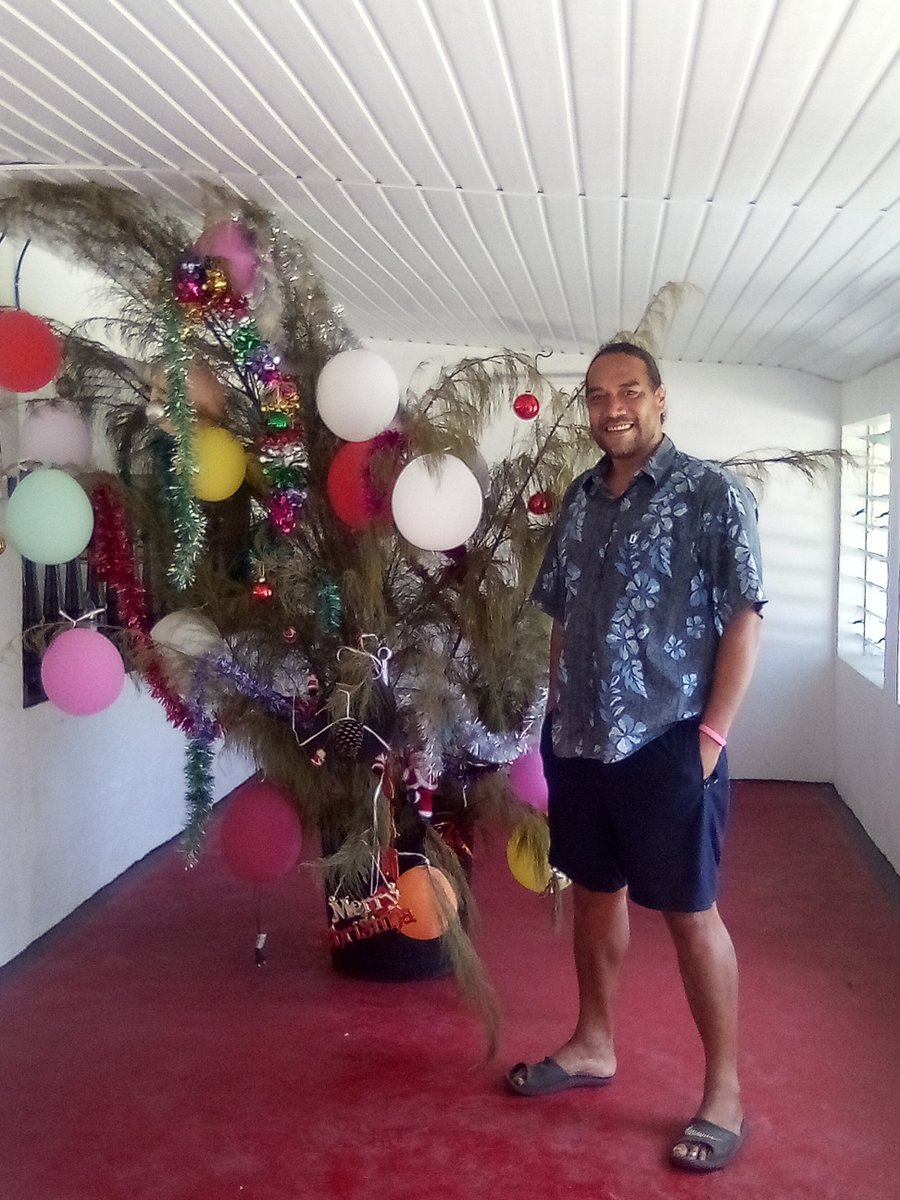 Direction la #polynesie cette semaine X,  à la rencontre de Rrt01. Agé de 38 ans, il recherche des dials, des amitiés et pourquoi pas une belle relation🌈
Rrt01 est présent sur le forum de TonGay. Il aime nous partager ses loisirs dont la #musique polynésienne 🎶 #love #GoodVibes