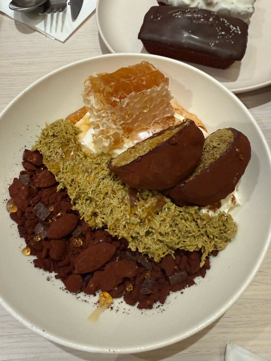 hallofmiso's tweet image. is the weather nice today?