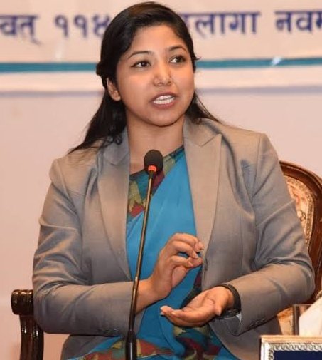 काठमाण्डु महानगर पालिकाको कार्यबाहक मेयर बन्नु भएकोमा बहिनी सुनिता डंगोल लाई हार्दिक बधाई एवम् सफल कार्यकालको शुभकामना।

आशा छ, अब काठमाण्डु बाट श्रमजीवी गरिवको उठिवास हुनेछैन। जथाभावी तोडफोड हुनेछैन। 
🙏🙏🌺🌺