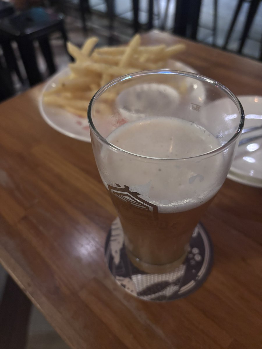 Vince_Ch_'s tweet image. 休假 🍺