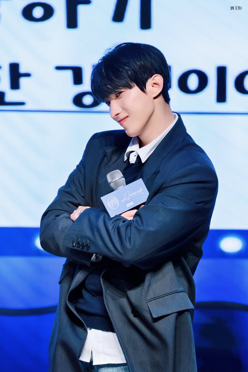 260118 Fanparty

ㅇ🐰

#도겸 #이석민 
#ドギョム #DOKYEOM 
#세븐틴 #SEVENTEEN
<a href="/pledis_17/">세븐틴(SEVENTEEN)</a>
