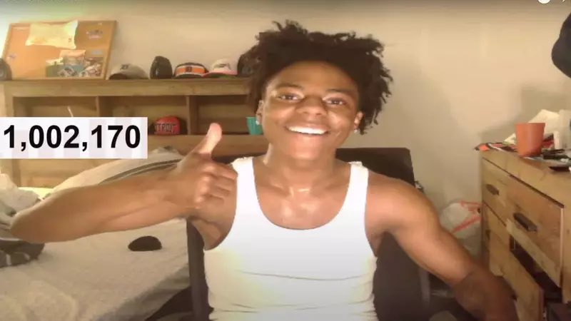 randomshit2838's tweet image. Best streamer