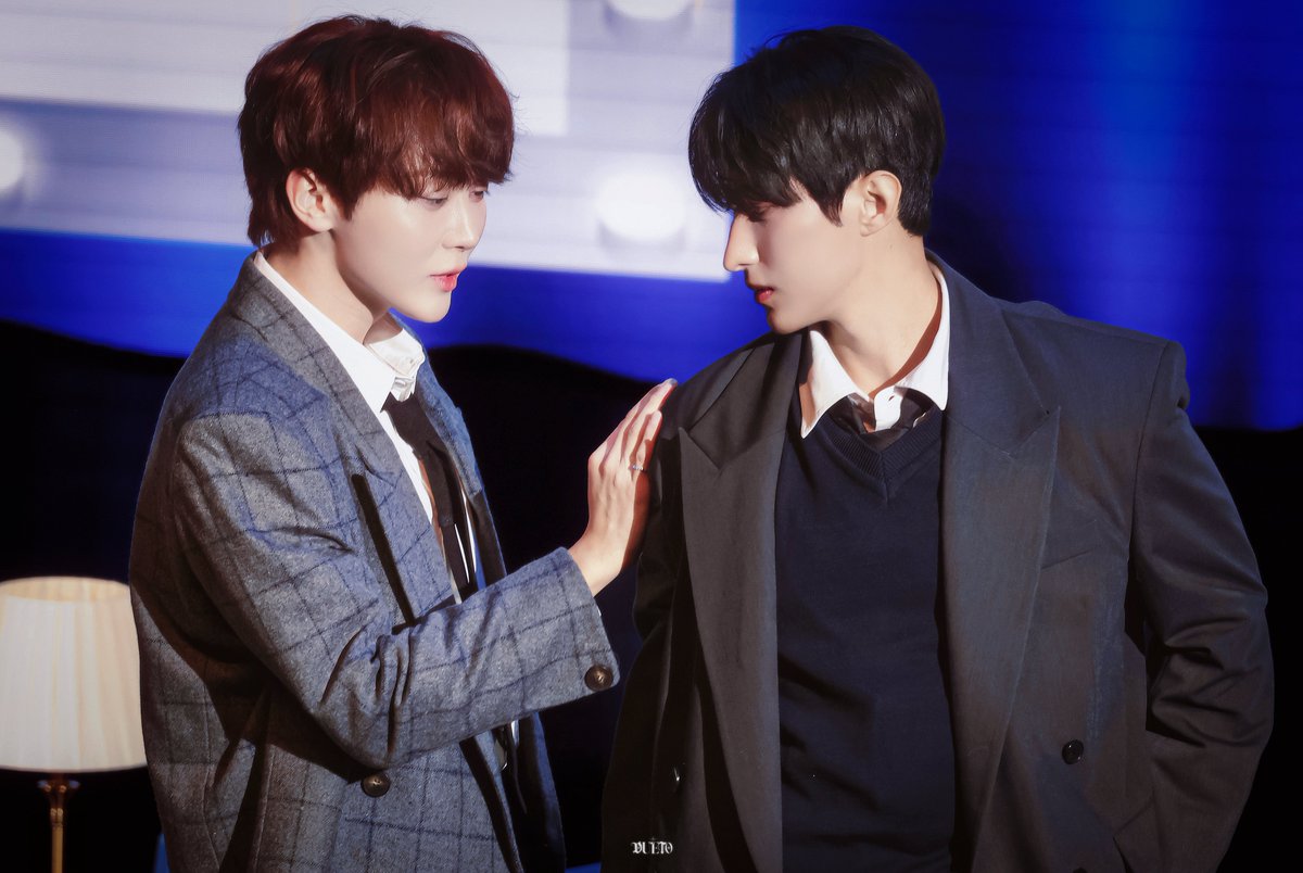 260118 Fanparty

☺️

#도겸 #이석민 #ドギョム #DOKYEOM 
#승관 #부승관 #SEUNGKWAN #スングァン 
#세븐틴 #SEVENTEEN
 <a href="/pledis_17/">세븐틴(SEVENTEEN)</a>