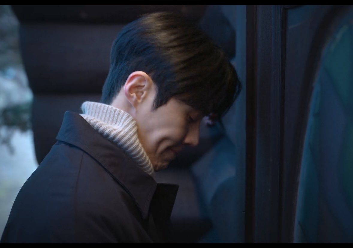 kdrama_menfess's tweet image. •kdm• 🔥 Can This Love Be Translated? 

tenangin lesung pipi lo hojin 🫷🫷 gamau kalah banget 🤣