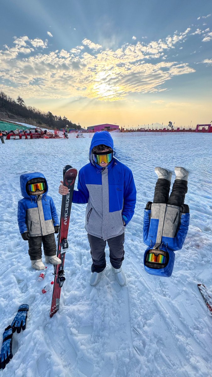 MoElfituri's tweet photo. ICESZN🧊⛷️ https://t.co/TSIB0nGcsY